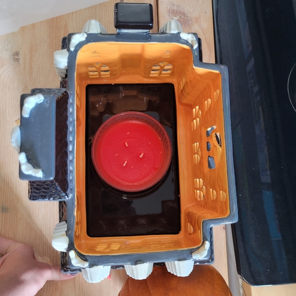 Bath and body works candle holder haunted house Halloween rare - Picture 5 of 11